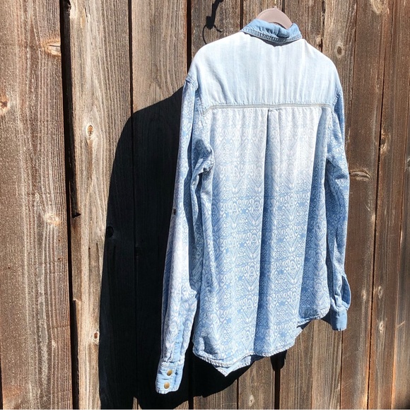 Life In Progress button down shirt size small - Picture 12 of 14